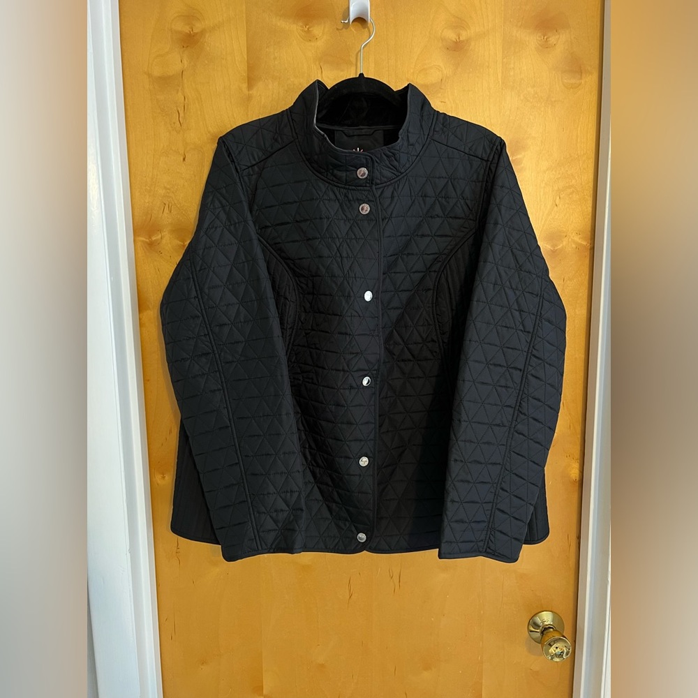 Issac Mizrahi black quilted jacket